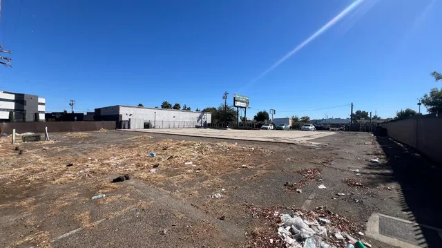 $350,000 | 7131 Governors Circle, Sacramento, CA 95823