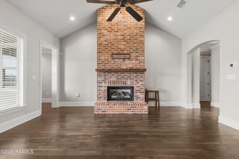$325,000 | 102 Tortoise Lane, Broussard, LA 70518
