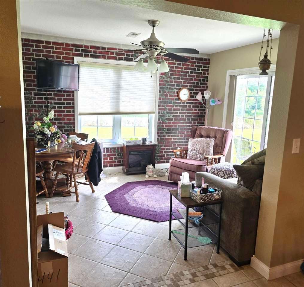2280 Windmill Way West Point, IA 52656 - Photo 5 of 13 Gallery Image 5