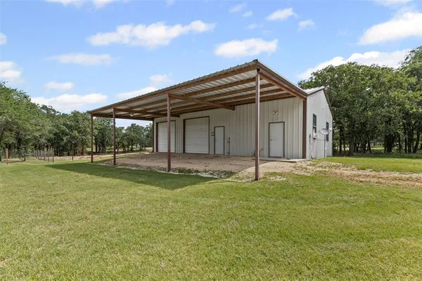 $1,499,000 | 1445 County Road 428, Stephenville, TX 76401