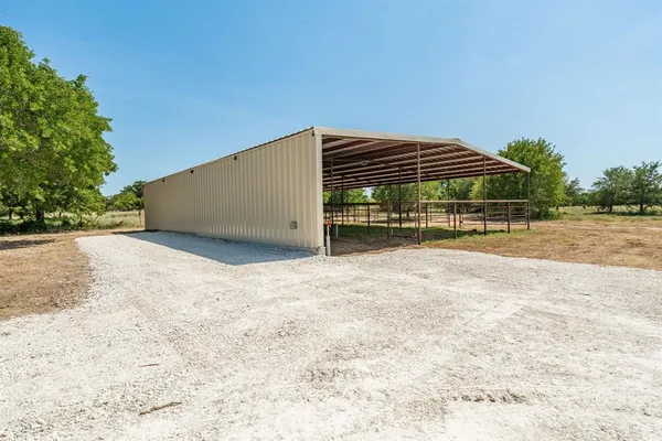 $1,499,000 | 1445 County Road 428, Stephenville, TX 76401
