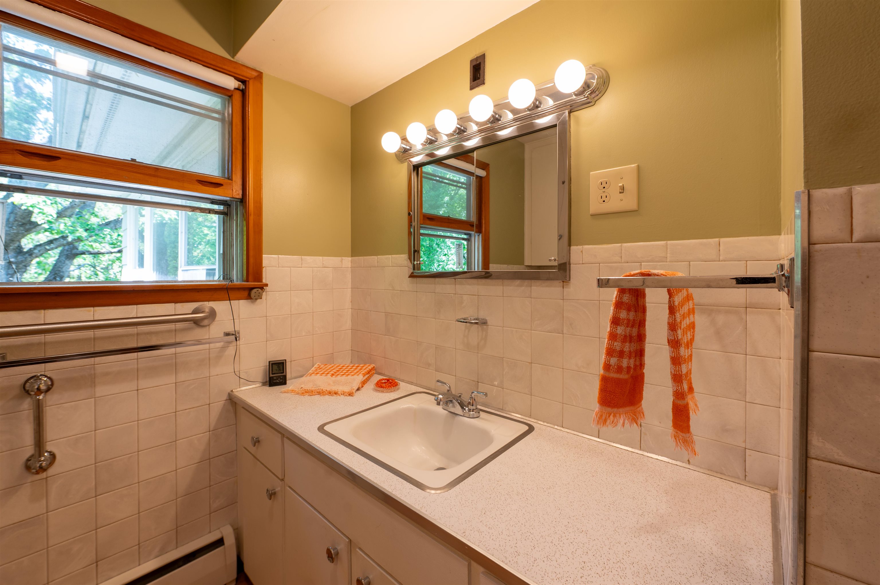 99 Jackson Avenue Rutland, VT 05701 - Photo 24 of 37