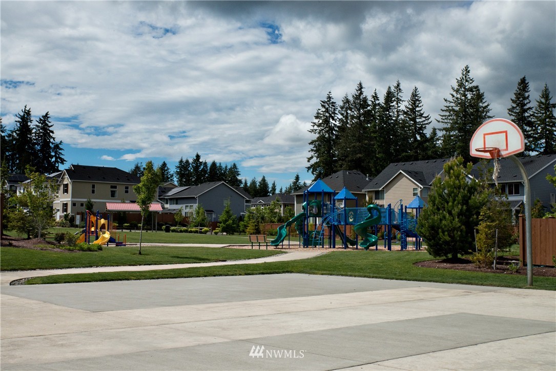 3723 195th Place Southeast Bothell, WA 98012 - Photo 17 of 20