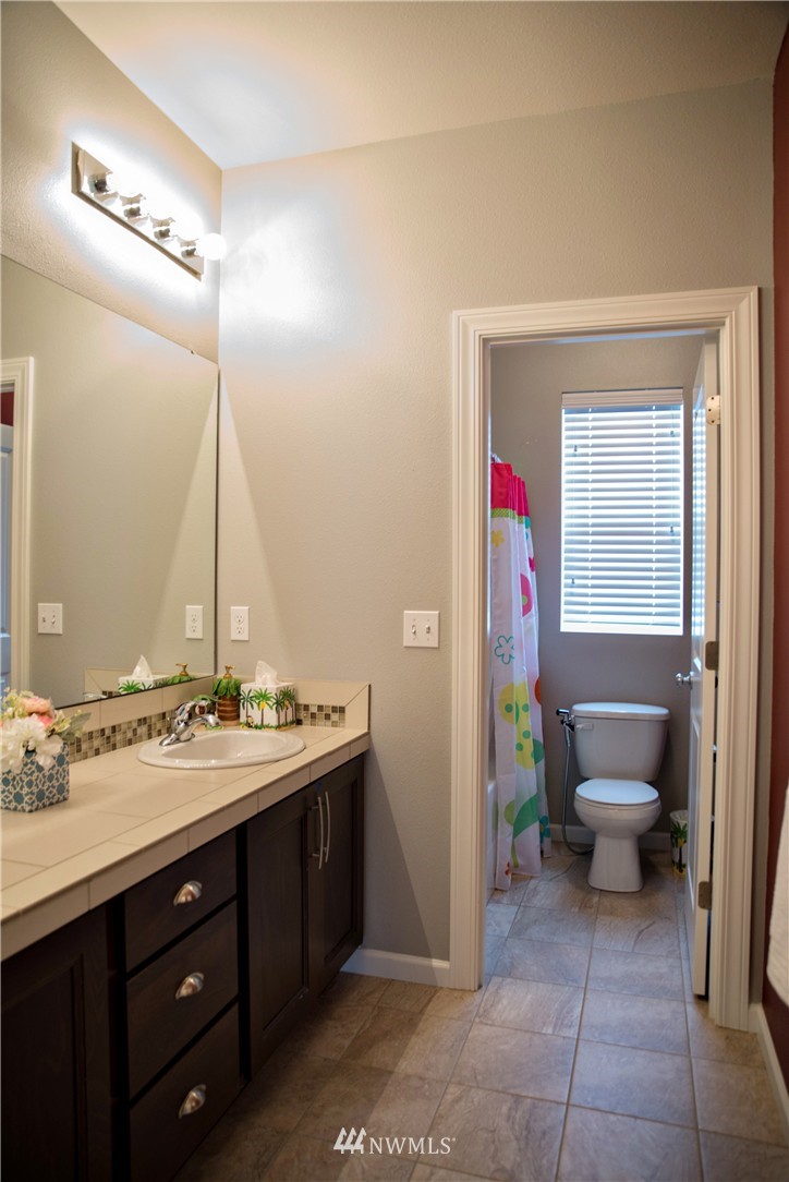 3723 195th Place Southeast Bothell, WA 98012 - Photo 10 of 20