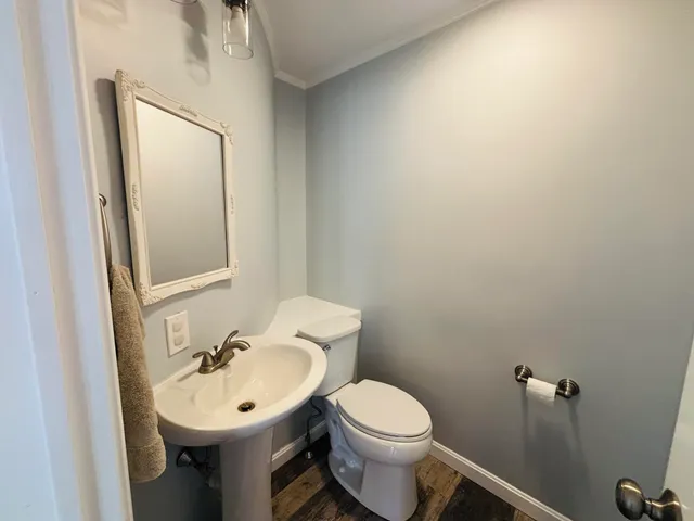 $399,000 | 567 Stream Road, Winterport, ME 04496