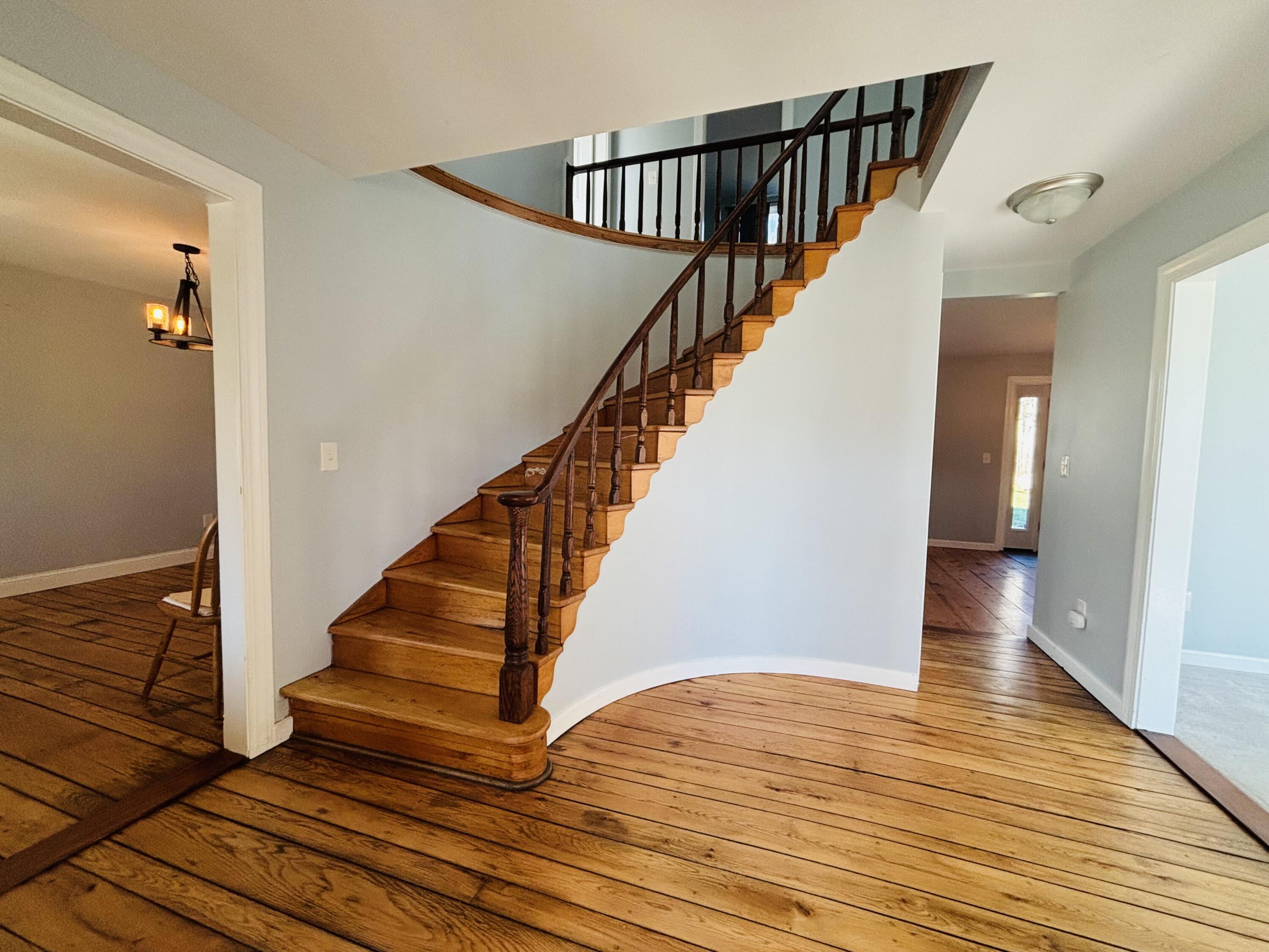 567 Stream Road Winterport, ME 04496 - Photo 9 of 37 IMG_7204