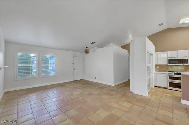 $475,000 | 1044 Kennebunk Circle, Henderson, NV 89015