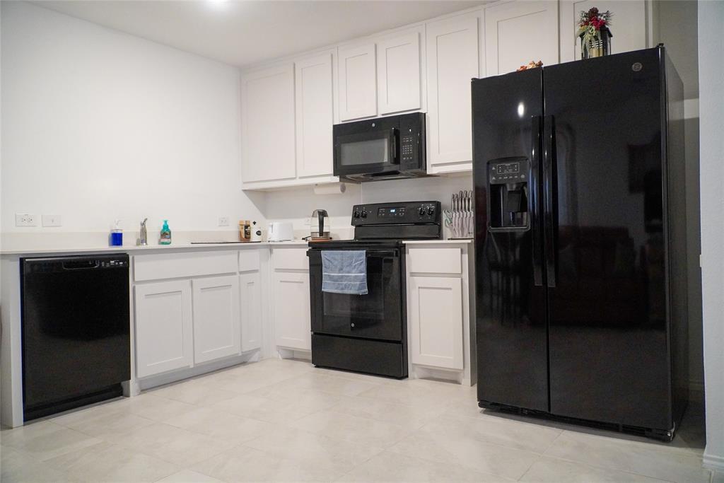 8726 Texas Risinger Drive, Unit 50 Fort Worth, TX 76123 - Photo 7 of 19