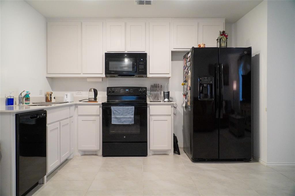 8726 Texas Risinger Drive, Unit 50 Fort Worth, TX 76123 - Photo 8 of 19