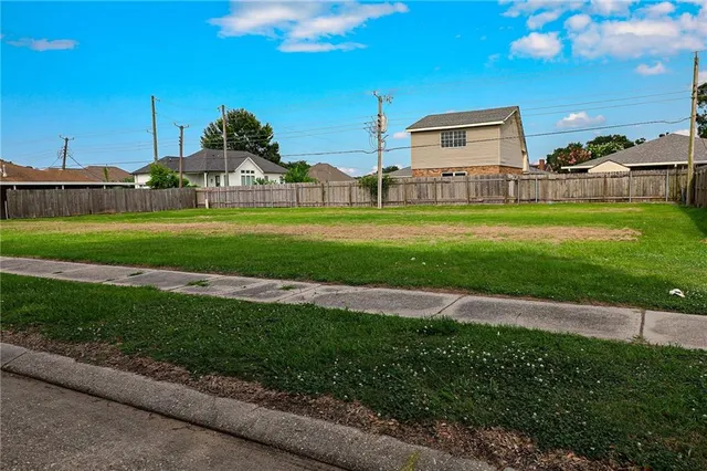 $80,000 | 3009 Veronica Drive, Chalmette, LA 70043