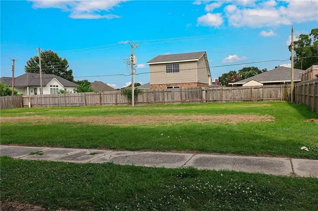 $80,000 | 3009 Veronica Drive, Chalmette, LA 70043