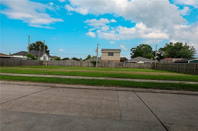 $80,000 | 3009 Veronica Drive, Chalmette, LA 70043