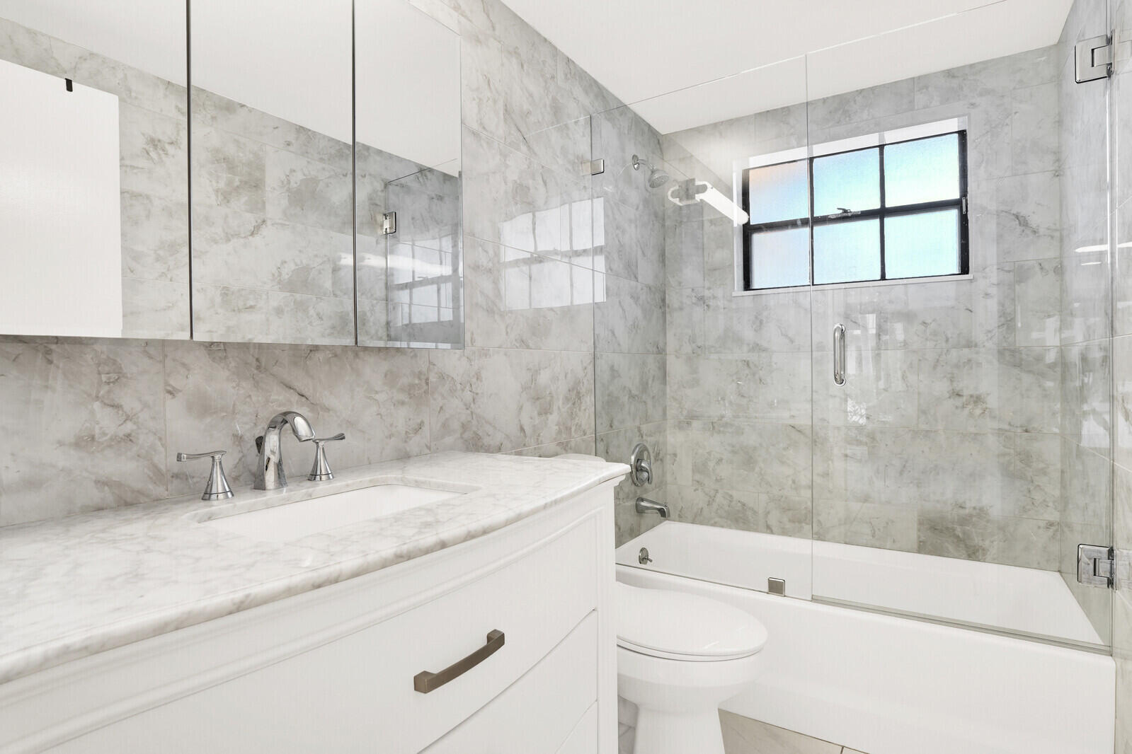 300 Inlet Way, Unit 2 West Palm Beach, FL 33404 - Photo 13 of 25 13_Image_13_mls