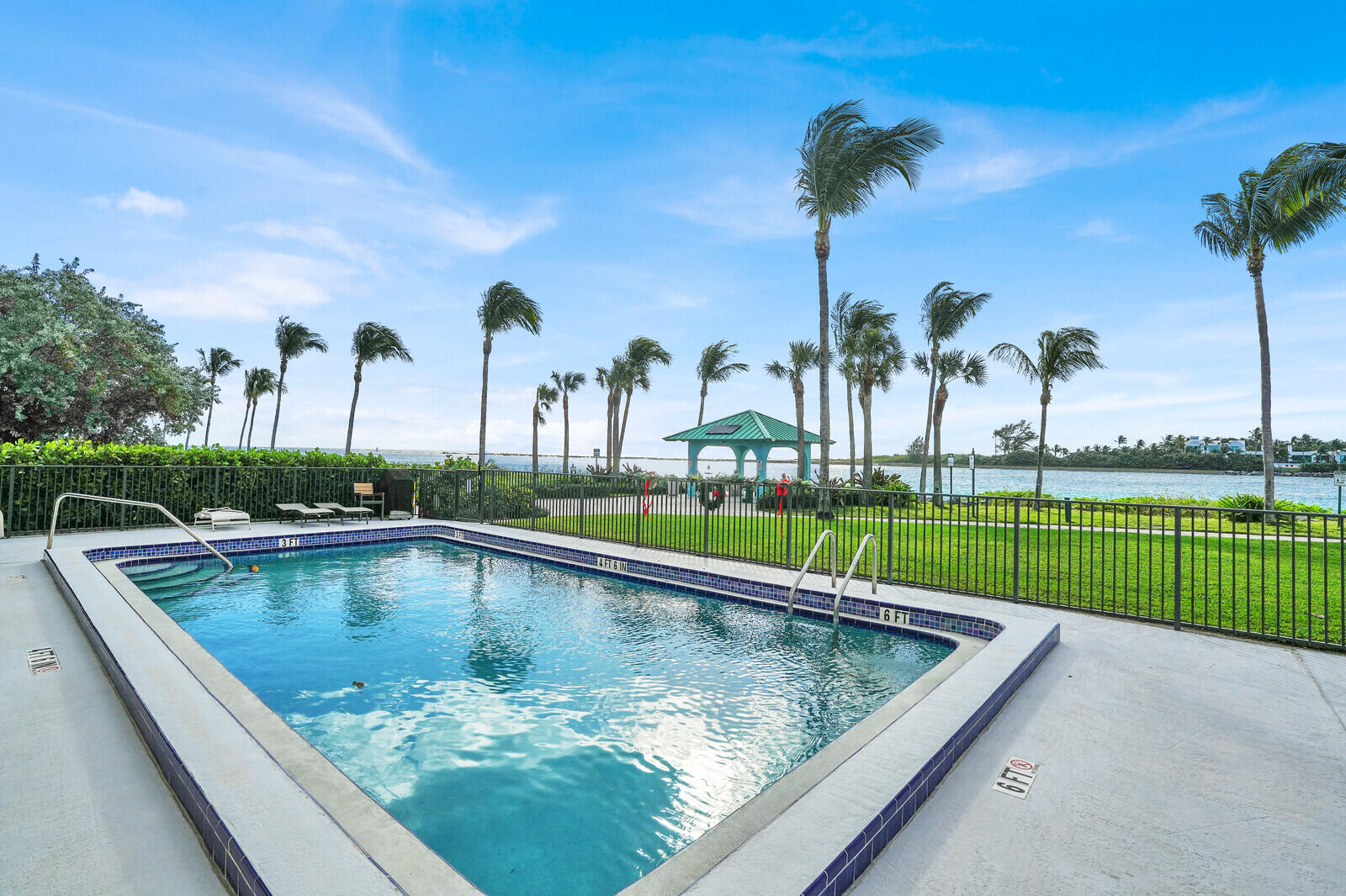 300 Inlet Way, Unit 2 West Palm Beach, FL 33404 - Photo 17 of 25 17_Image_17_mls