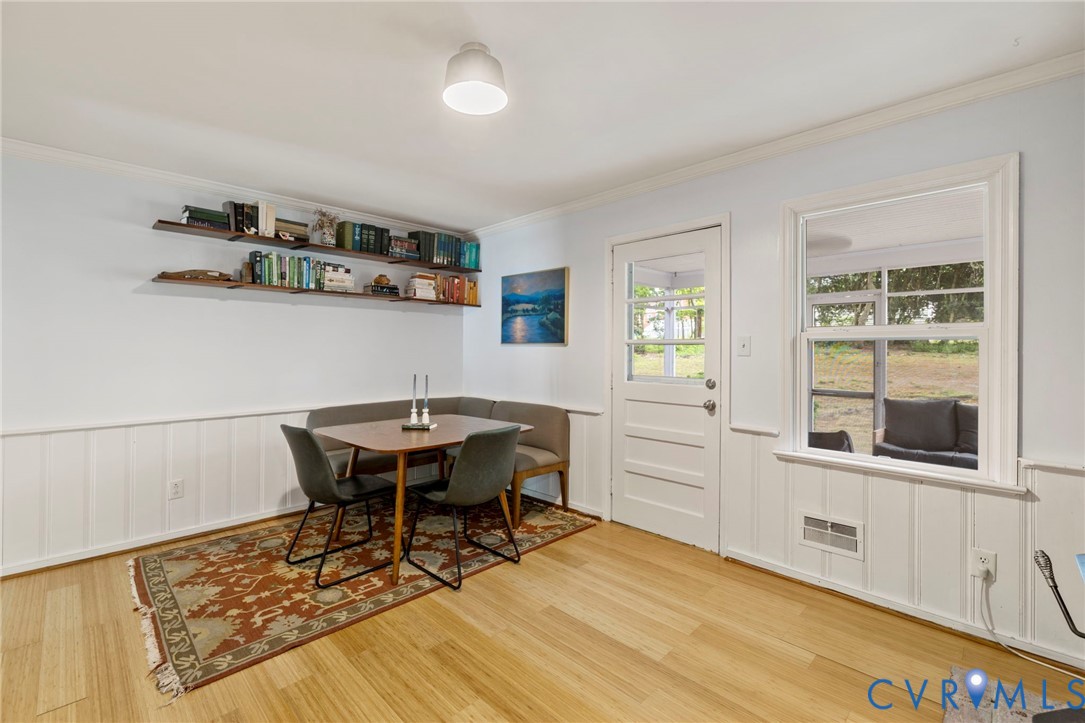 3311 Ottawa Road Richmond, VA 23225 - Photo 12 of 30 a workspace with wooden floor and a window