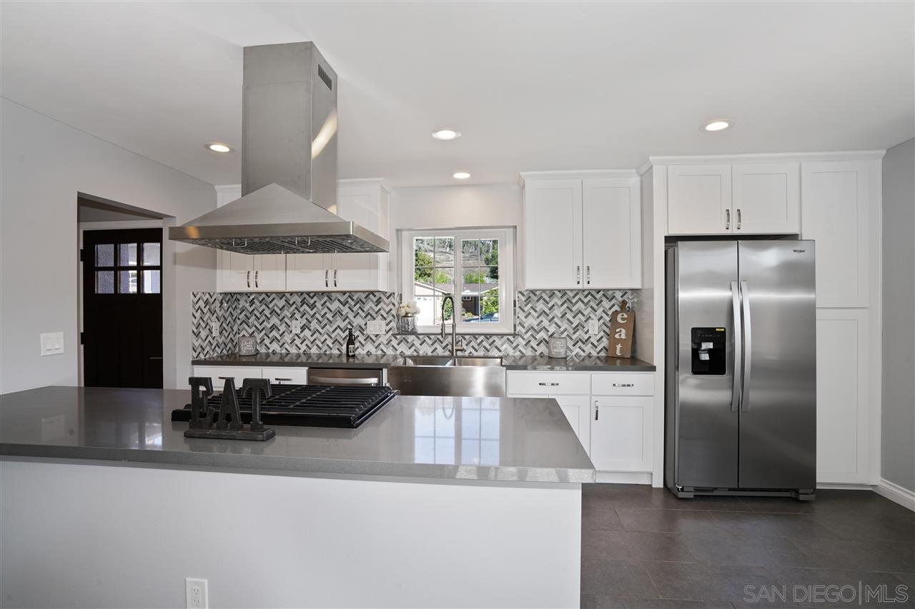 14014 Frame Road Poway, CA 92064 - Photo 8 of 25 Gallery Image 8
