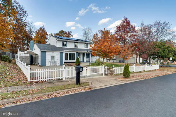 $599,999 | 9212 Timberwood Court, Manassas, VA 20110