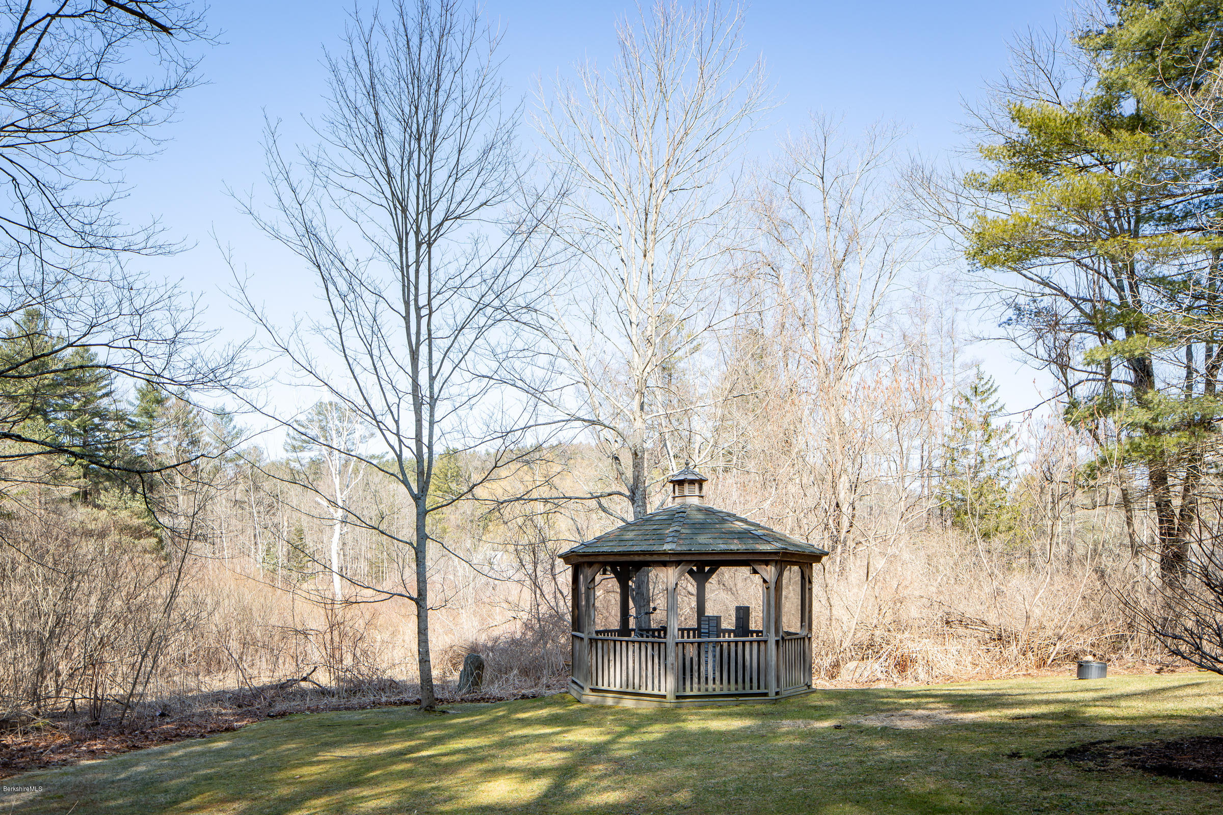 10 A Glendale Road Stockbridge, MA 01229 - Photo 12 of 13 gazebo