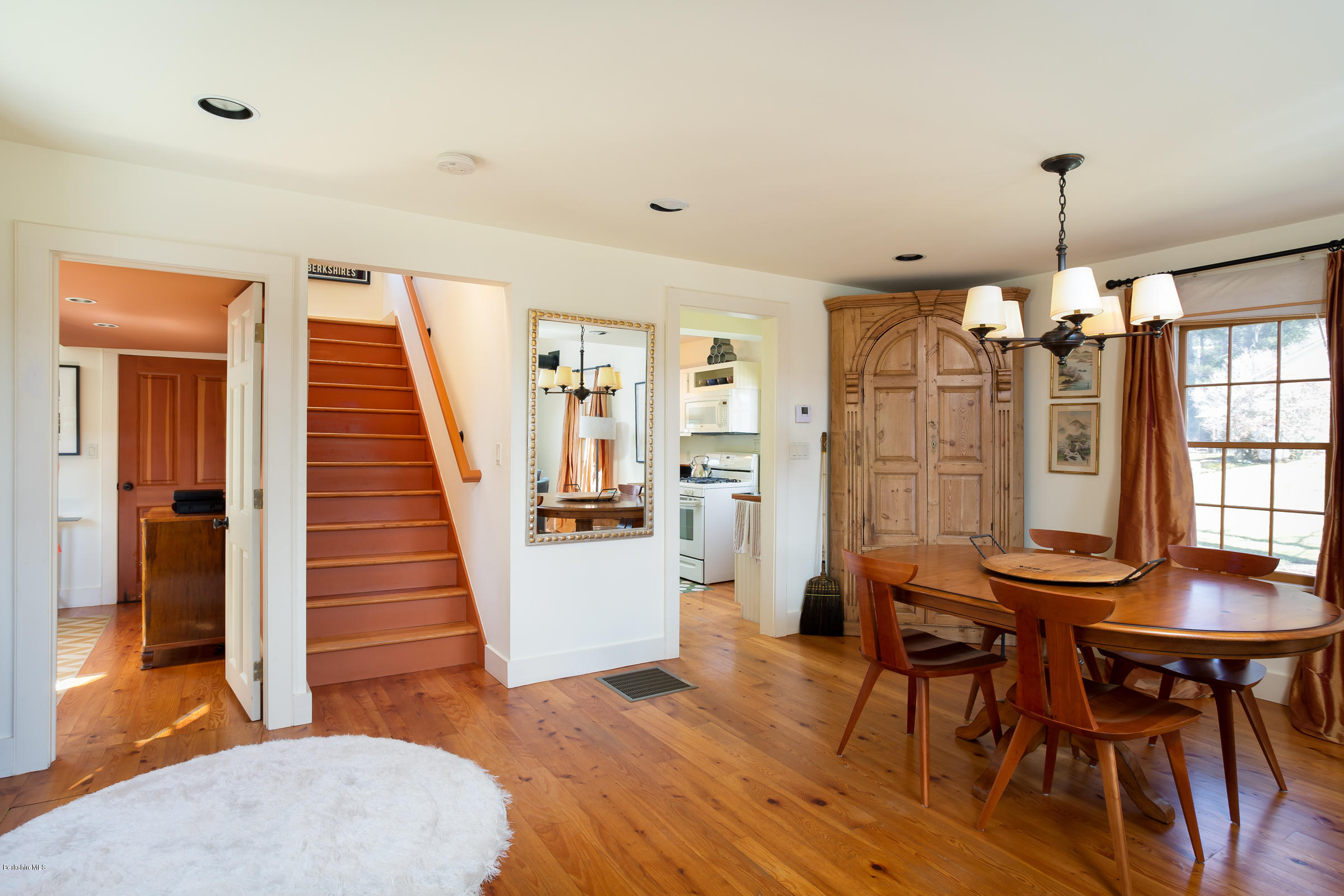 10 A Glendale Road Stockbridge, MA 01229 - Photo 13 of 13 Open Floor Plan