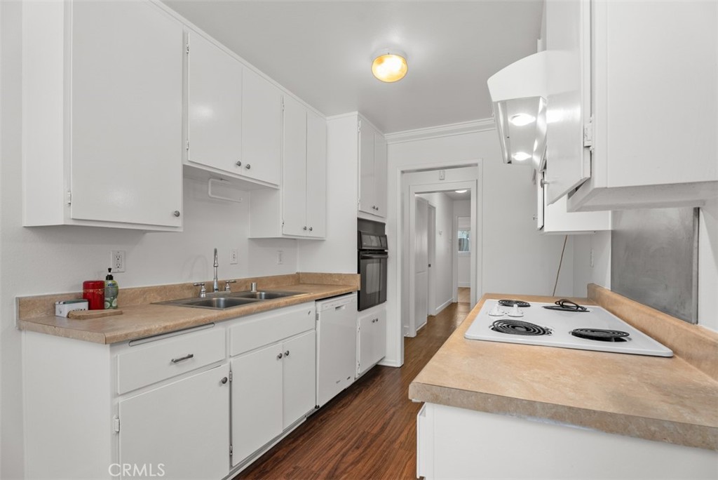 12200 Montecito Road, Unit F105 Seal Beach, CA 90740 - Photo 13 of 33