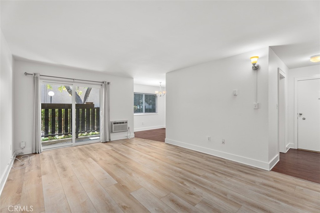 12200 Montecito Road, Unit F105 Seal Beach, CA 90740 - Photo 6 of 33