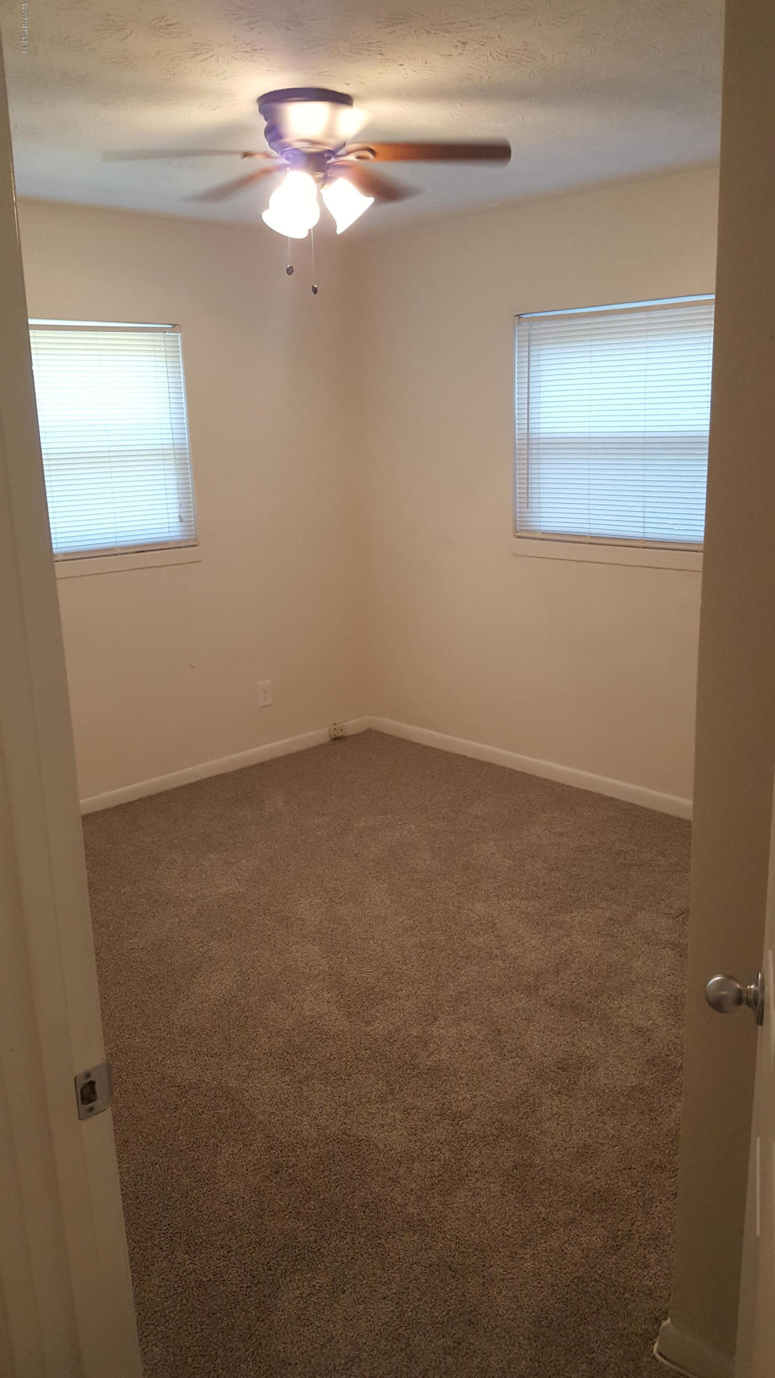 7051 Pellias Road Jacksonville, FL 32211 - Photo 12 of 19 20170526_112414