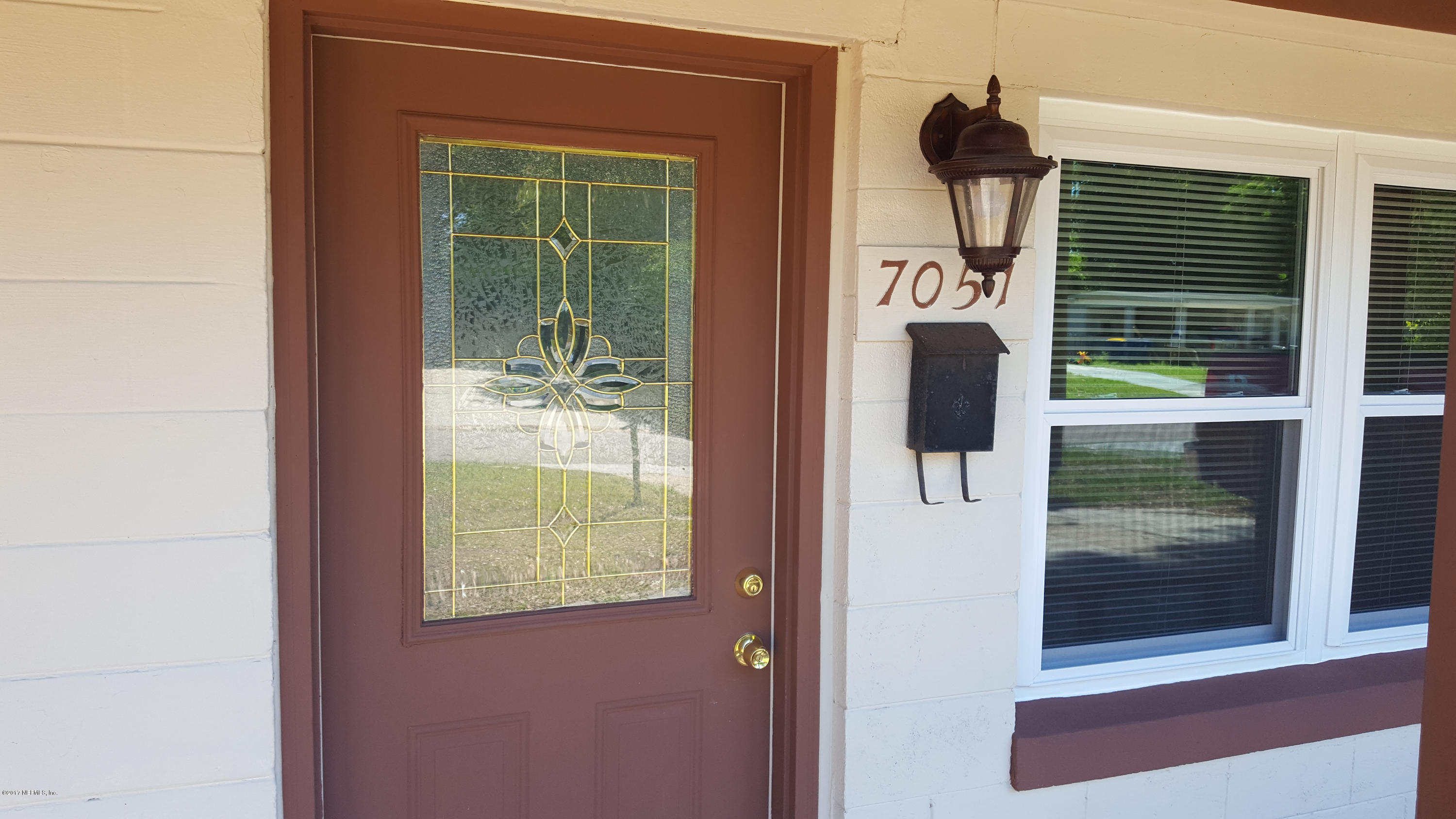 7051 Pellias Road Jacksonville, FL 32211 - Photo 3 of 19 20170526_113654