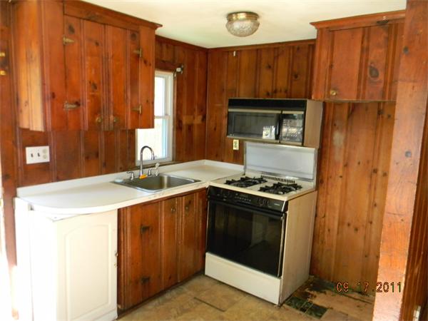 7 Hazel Street Wareham, MA 02571 - Photo 3 of 7 Gallery Image 3