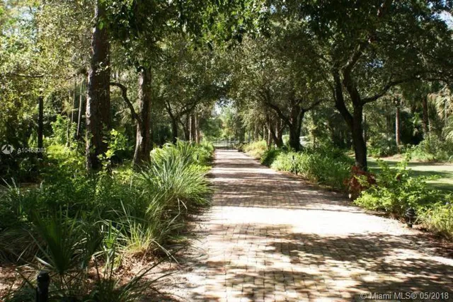 a view of a golf course
