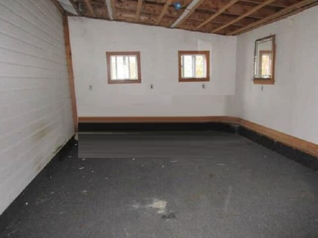 993 Main Road Holden, ME 04429 - Photo 7 of 8 7