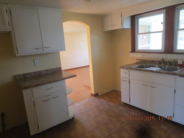 1220 Layton Road Anderson, IN 46011 - Photo 9 of 10 Gallery Image 9