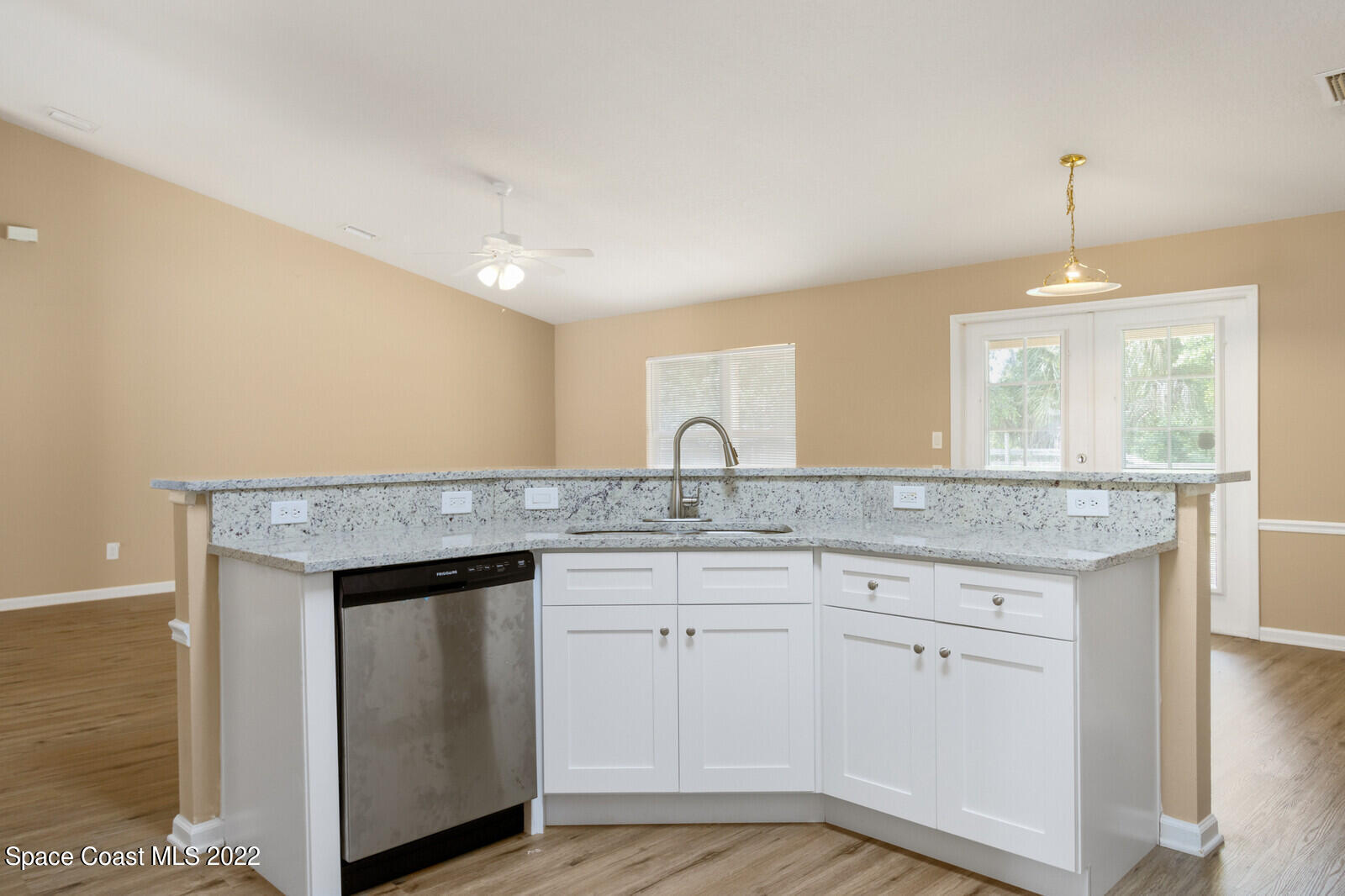 163 Abello Road Southeast Palm Bay, FL 32909 - Photo 13 of 34 25_163Abello124_mls