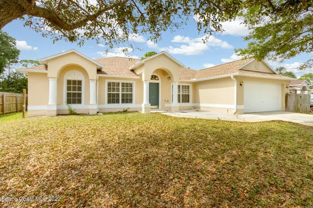 $2,100 | 163 Abello Road Southeast, Palm Bay, FL 32909