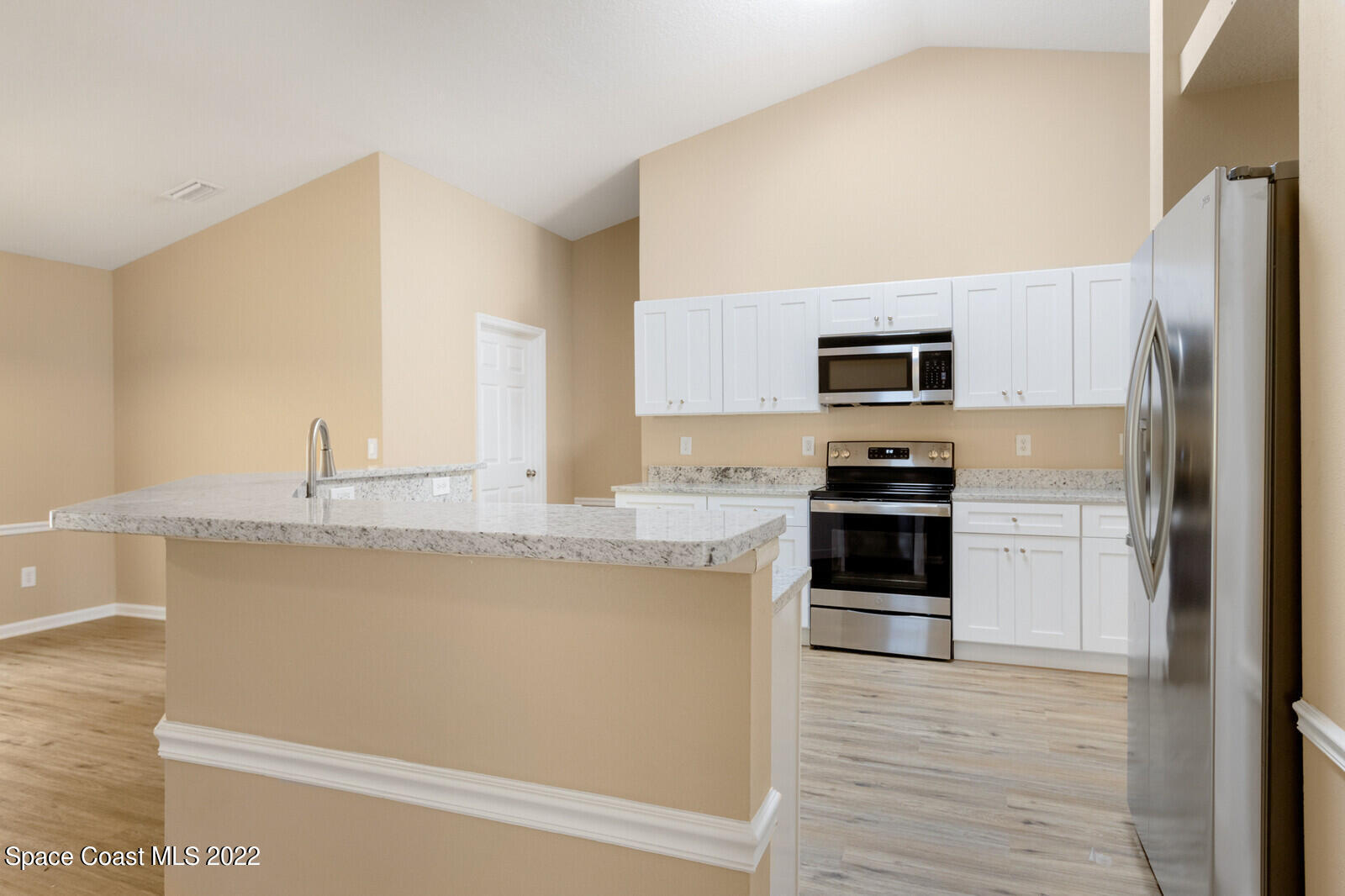 163 Abello Road Southeast Palm Bay, FL 32909 - Photo 10 of 34 23_163Abello122_mls