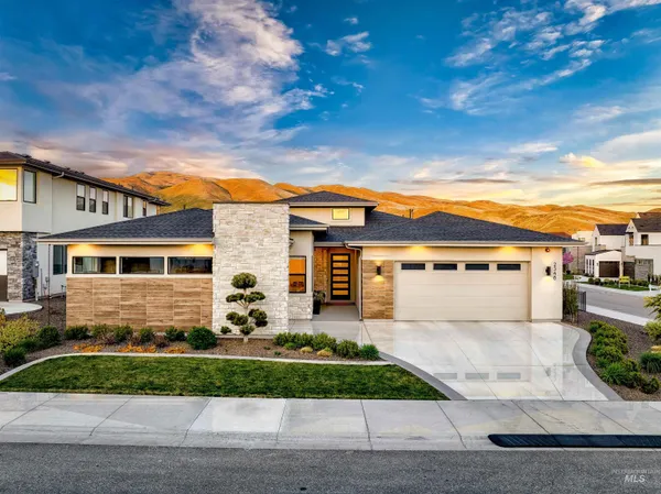 $1,725,000 | 2548 South Linnet Place, Boise, ID 83716