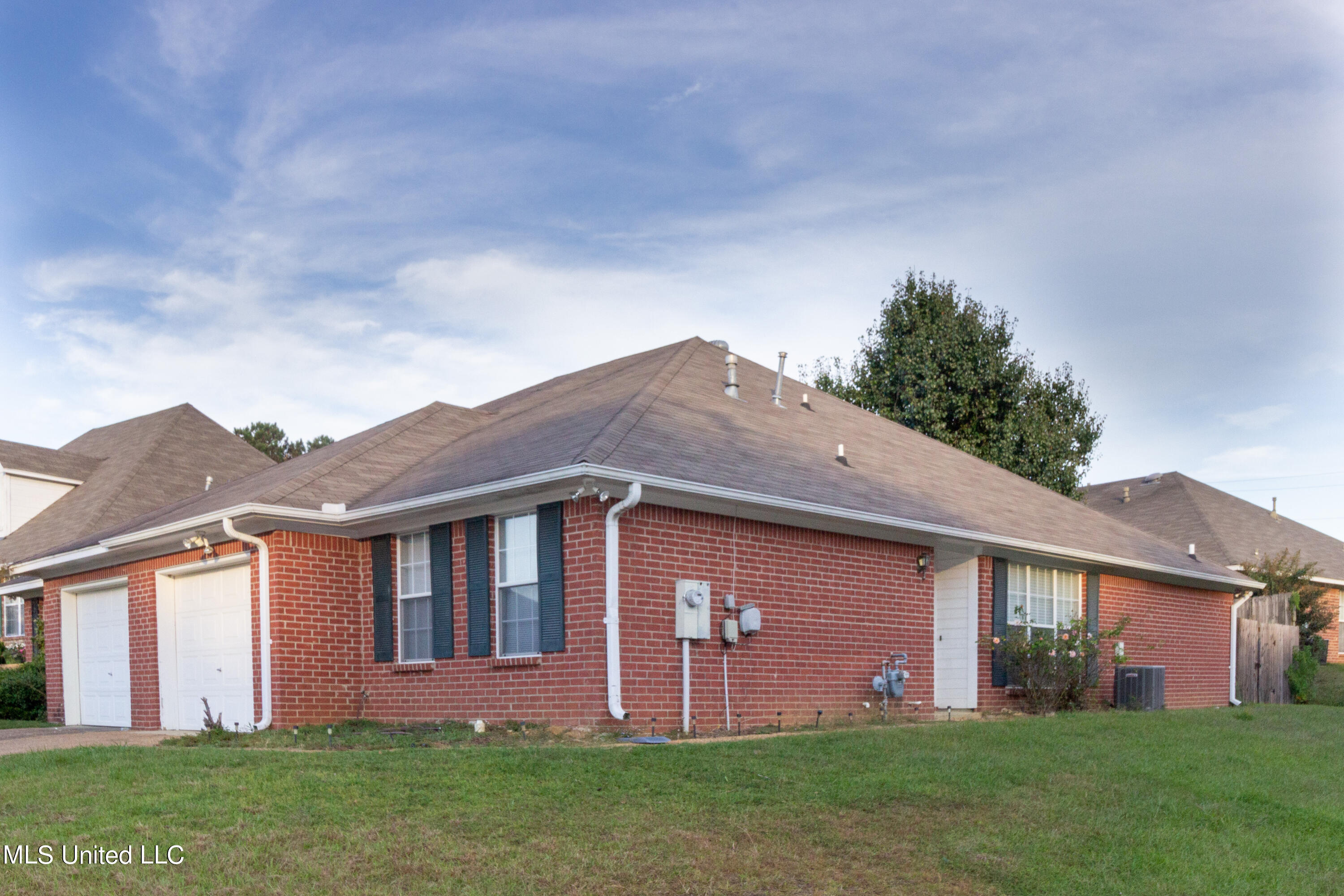 200 Kings Ridge Cove Brandon, MS 39047 - Photo 1 of 13 Front