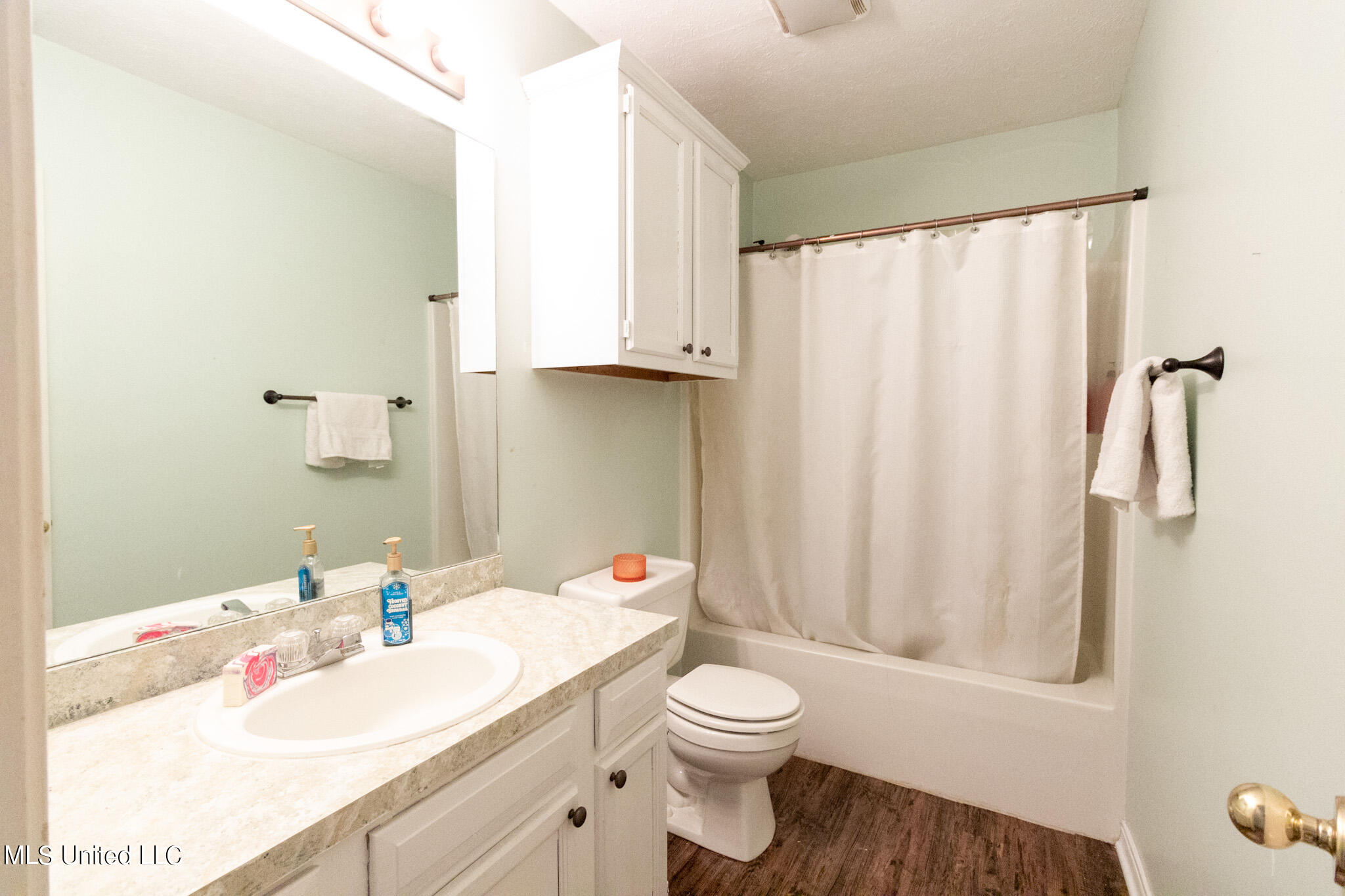 200 Kings Ridge Cove Brandon, MS 39047 - Photo 12 of 13 2723AC9A-EE2F-4D40-8FFE-7D931F522733