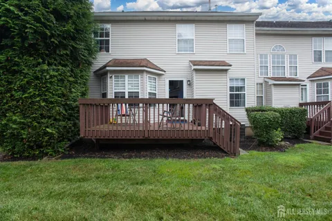 $675,000 | 132 Jared Drive, North Brunswick, NJ 08902
