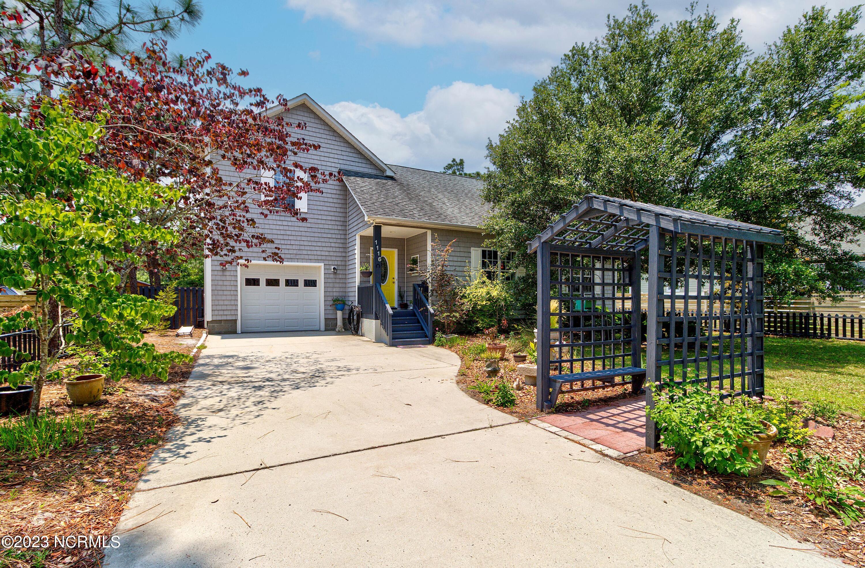 1116 Fillmore Road Southport, NC 28461 - Photo 2 of 44 Front View