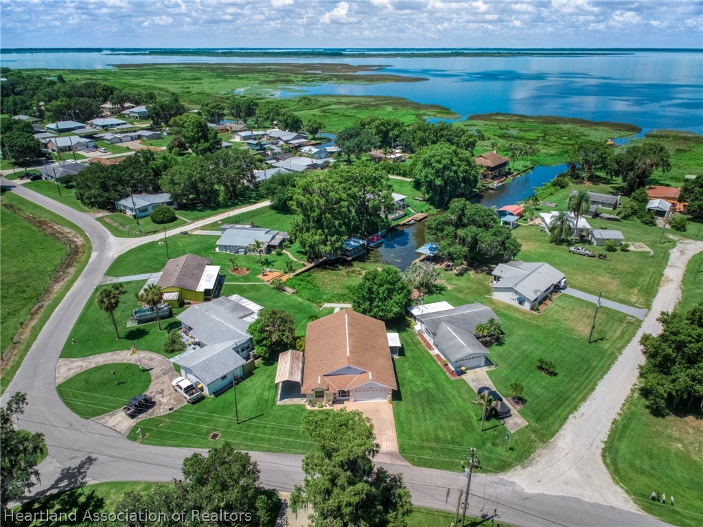 841 Racoon Lane Lorida, FL 33857 - Photo 9 of 46