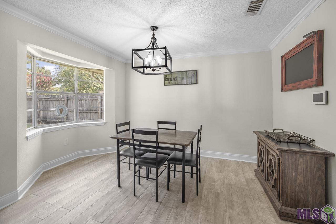 9469 Rustling Oaks Drive Baton Rouge, LA 70818 - Photo 4 of 17 Gallery Image 4