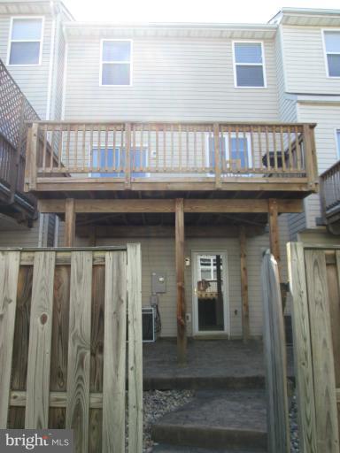6441 McCoy Road Centreville, VA 20121 - Photo 10 of 14 Exterior (Rear)