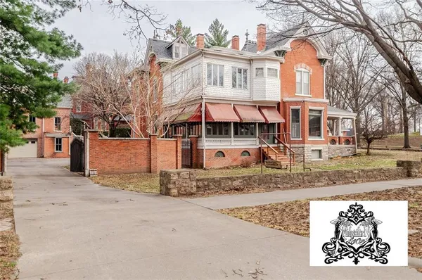 $434,500 | 805 North 4th Street, Atchison, KS 66002