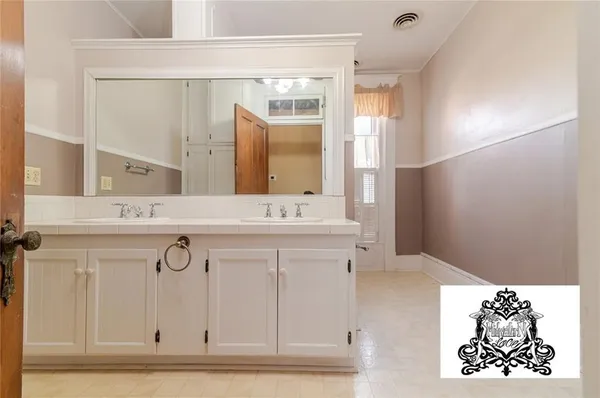 $434,500 | 805 North 4th Street, Atchison, KS 66002