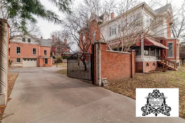 $434,500 | 805 North 4th Street, Atchison, KS 66002