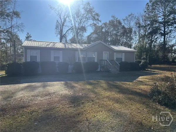 $195,900 | 437 Burkhalter Circle, Claxton, GA 30417