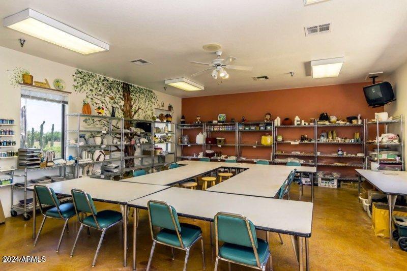 7361 Rugged Ironwood Road Gold Canyon, AZ 85118 - Photo 42 of 52 Activities Classroom