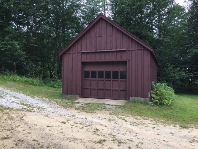 391 Black Hall Road Epsom, NH 03234 - Photo 9 of 12