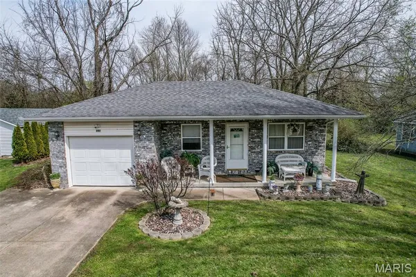 $149,900 | 592 Center Avenue, Lebanon, MO 65536