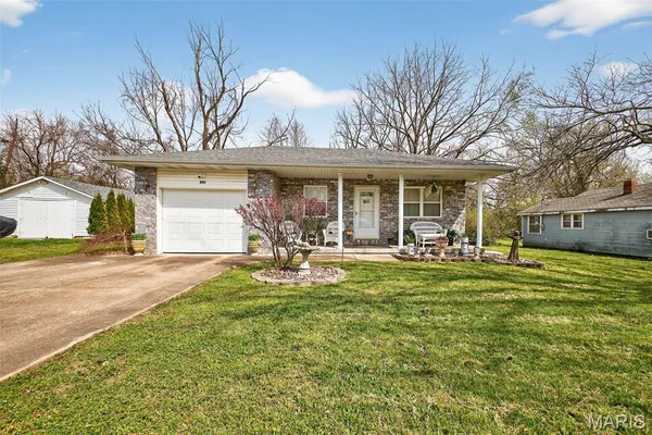 $149,900 | 592 Center Avenue, Lebanon, MO 65536